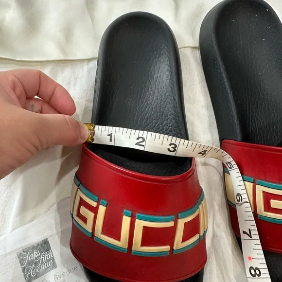 Gucci Red and Black Slide Sandals - Picture 10 of 10